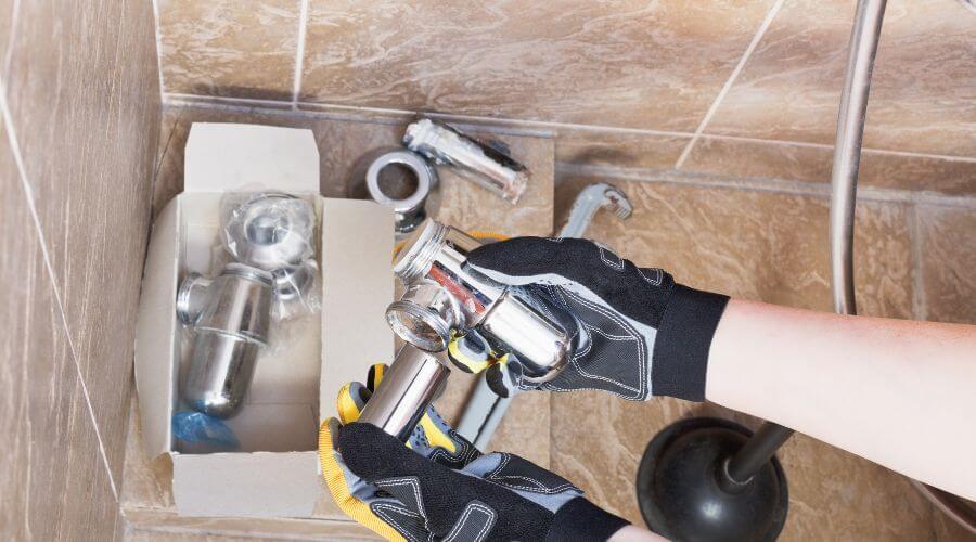 Expert flood damage restoration services in Lansing, KS